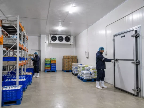 Una Sandwich Panel Cold Room